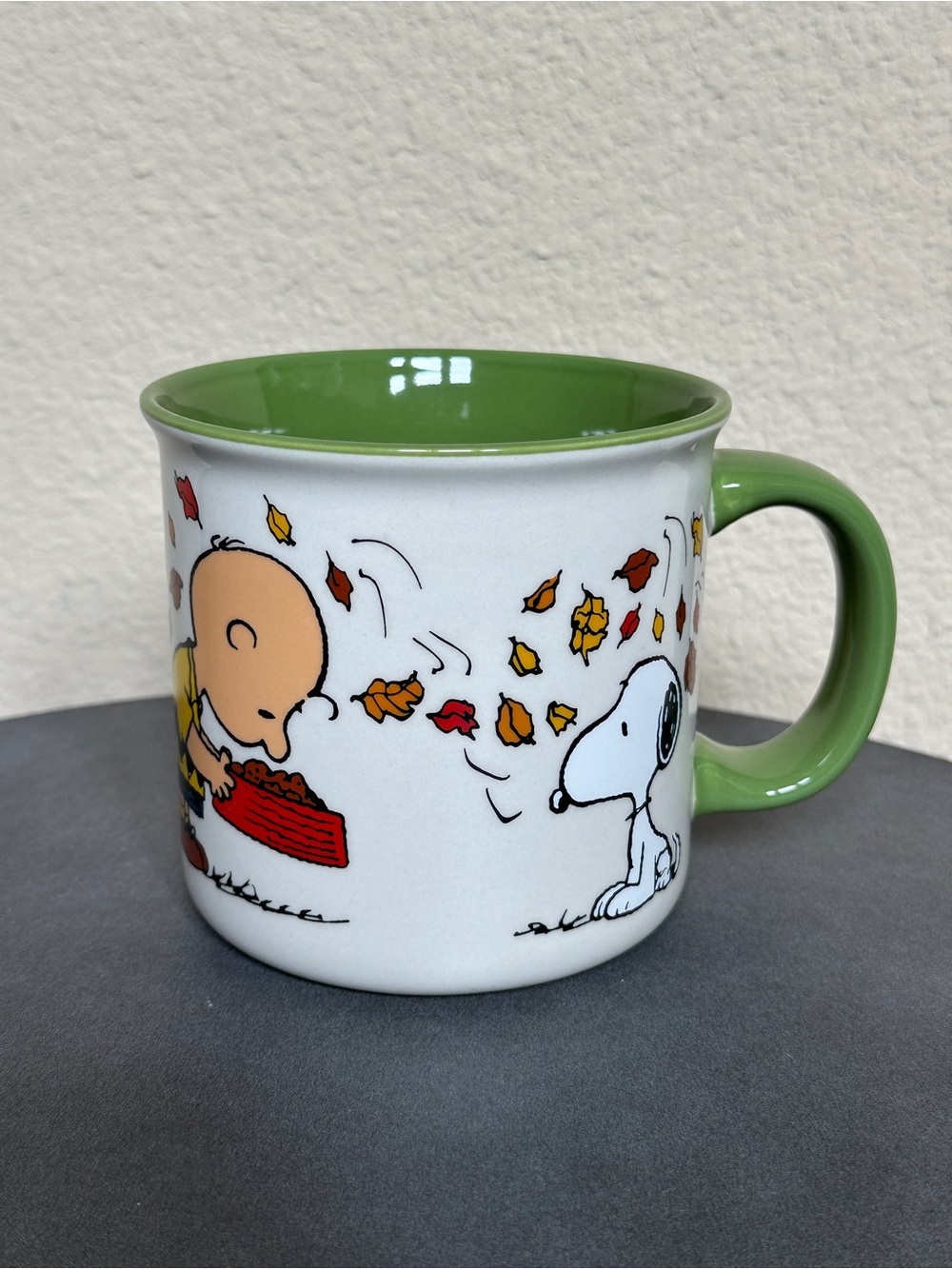 Peanuts Snoopy Charlie Fall Thanksgiving 21 fl oz Large Coffee Mug Cup Be Giving